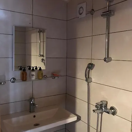 Trea Homes - Castle House Отель